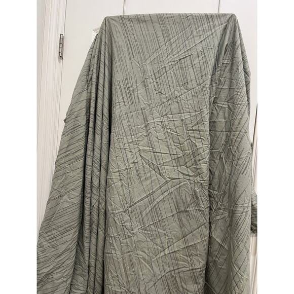 CALVIN KLEIN Queen DUVET COVER Green/Gray Horizontal Stripes 100% Cotton - Picture 1 of 3